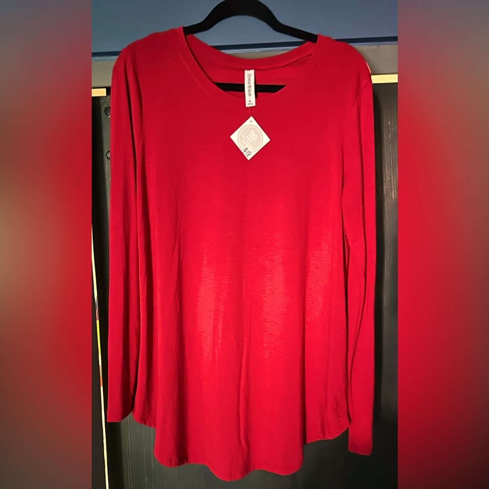 NWT XL Zenana Premium Red, 57% Poly, 38% Rayon, 5% Spandex. Wash in Cold Water.
